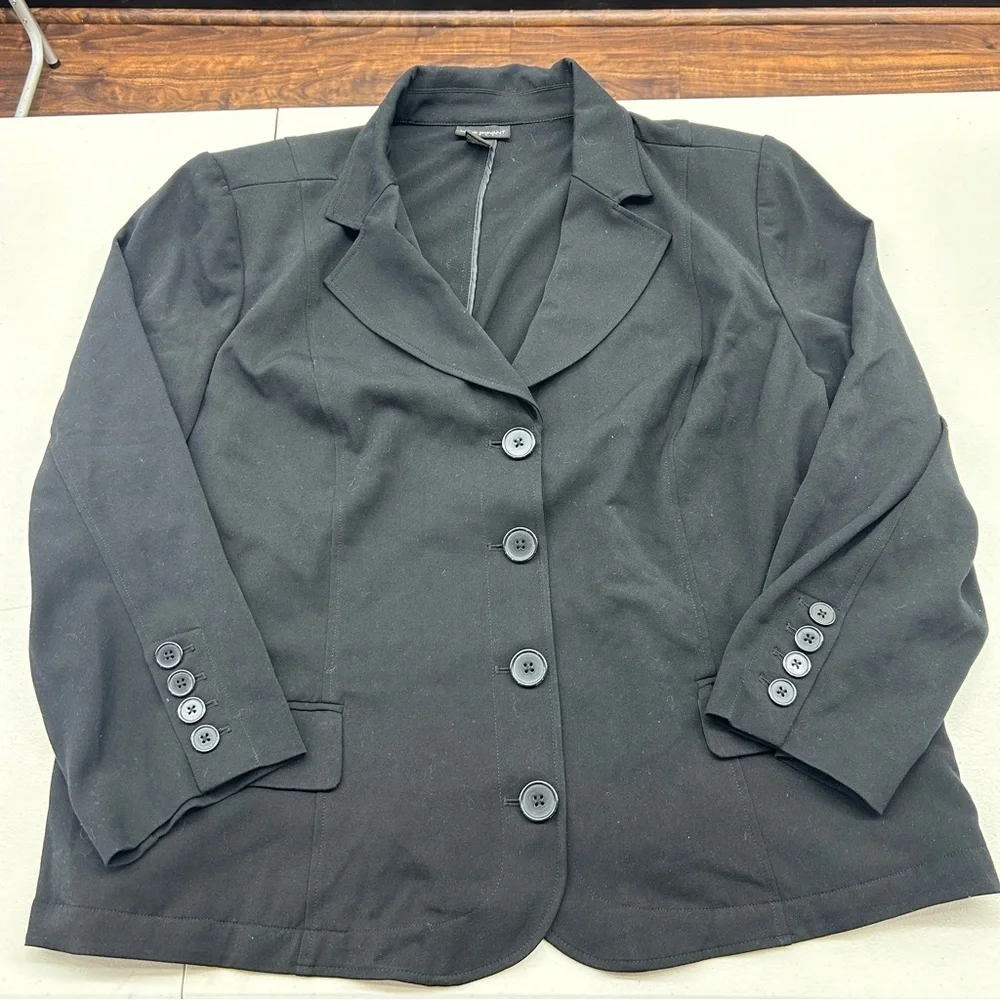 Lane Bryant Black Blazer with Notched Lapels and Structured Design